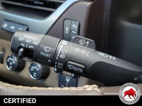 Used 2017 Chevrolet Tahoe Premier AWD/4WD image 33