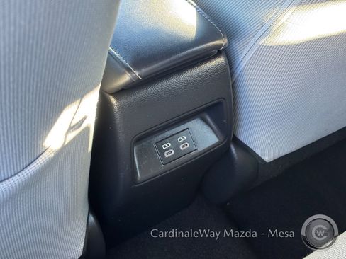 Used 2023 Toyota Corolla SE image 17