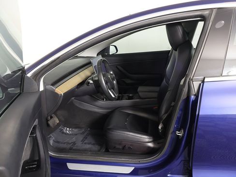 Used 2018 Tesla Model 3 Long Range image 28