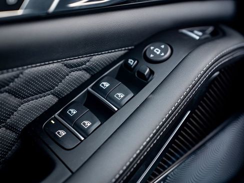 New 2026 BMW X5 M Competition w/ Executive Package AWD/4WD image 22