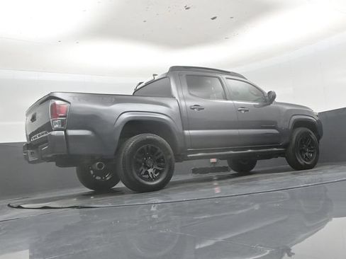Used 2018 Toyota Tacoma SR w/ SR Convenience Package RWD image 39