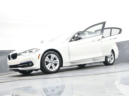 Used 2016 BMW 328i Sedan RWD image 41
