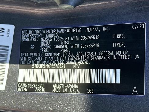 Used 2023 Toyota Highlander XLE AWD/4WD image 33