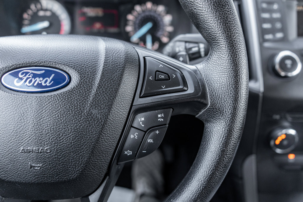 Used 2018 Ford Edge SE AWD/4WD image 21