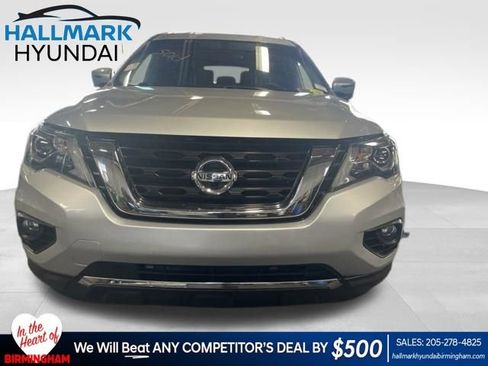 Used 2019 Nissan Pathfinder SL AWD/4WD image 1