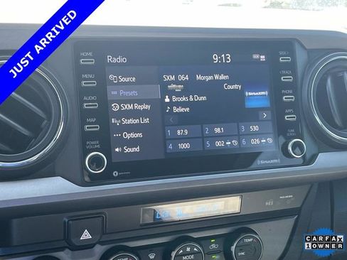 Used 2022 Toyota Tacoma TRD Off-Road AWD/4WD image 30