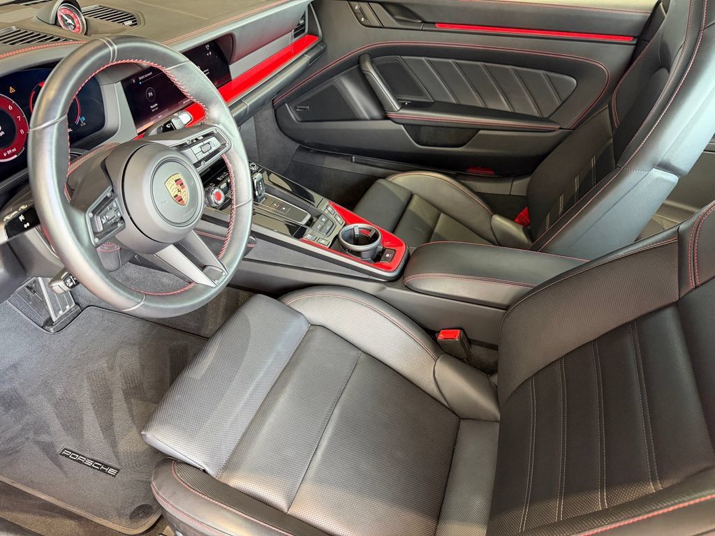 Certified 2025 Porsche 911 Carrera S RWD image 4
