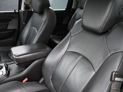 Used 2016 GMC Acadia SLT w/ Open Road Package FWD image 12