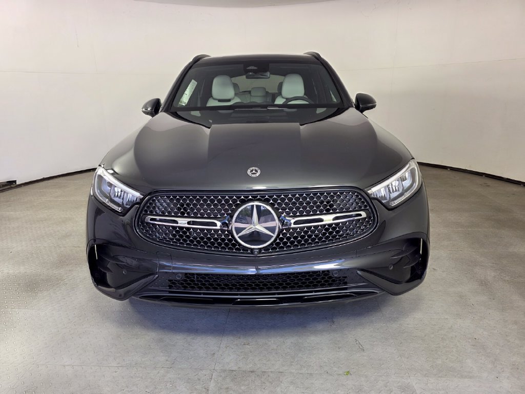 New 2026 Mercedes-Benz GLC 300 image 2