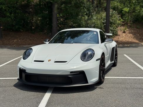 Used 2022 Porsche 911 GT3 RWD image 3
