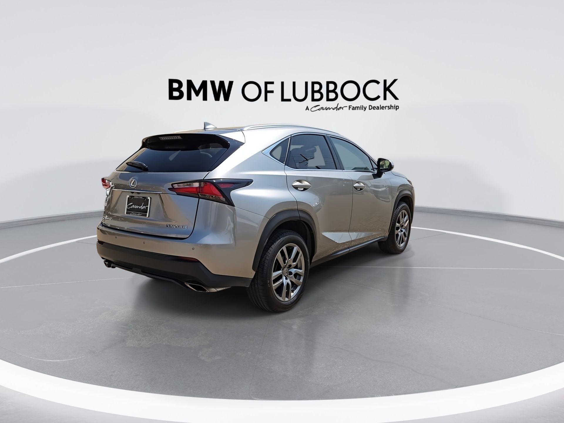 Used 2015 Lexus NX 200t FWD w/ Luxury Package image 8