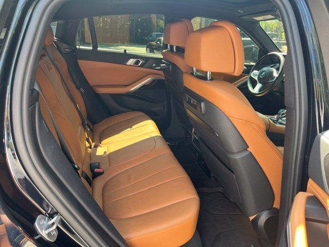 Used 2022 BMW X6 xDrive40i AWD/4WD image 13
