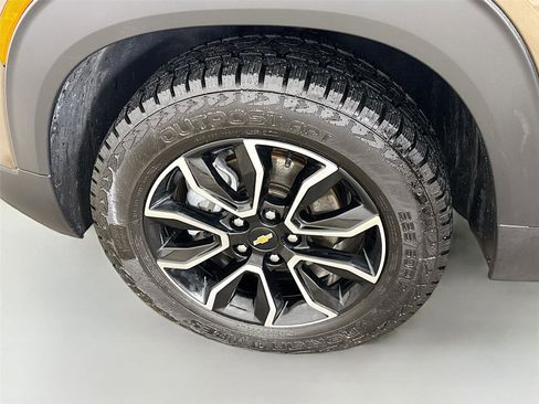 Used 2021 Chevrolet TrailBlazer ACTIV w/ Sun and Liftgate Package image 31