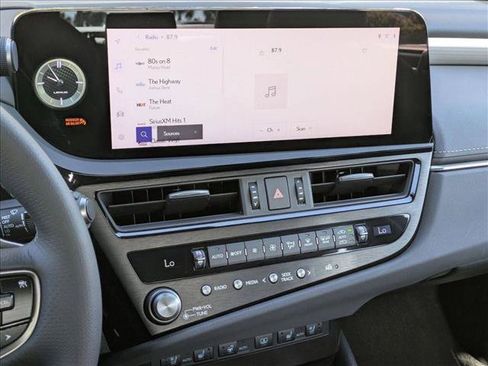 Used 2025 Lexus ES 350 F Sport image 15