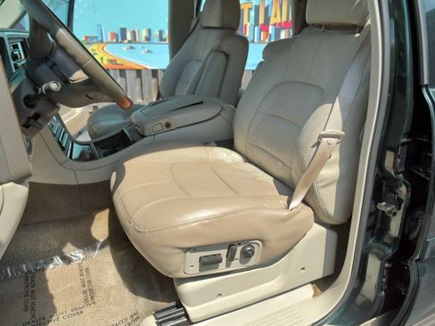 Used 2002 Cadillac Escalade AWD image 20