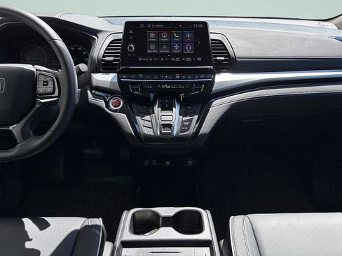 Certified 2026 Honda Odyssey Touring image 38
