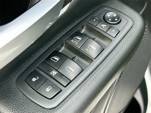 Used 2020 RAM 1500 Big Horn image 17