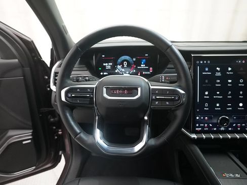 Used 2024 GMC Acadia Elevation FWD image 4