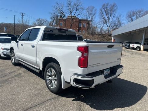 Used 2019 Chevrolet Silverado 1500 High Country w/ Technology Package image 17