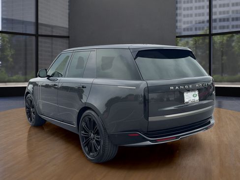 Used 2023 Land Rover Range Rover SE AWD/4WD image 7