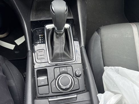 Used 2017 MAZDA MAZDA3 Sport w/ Preferred Equipment Package image 16