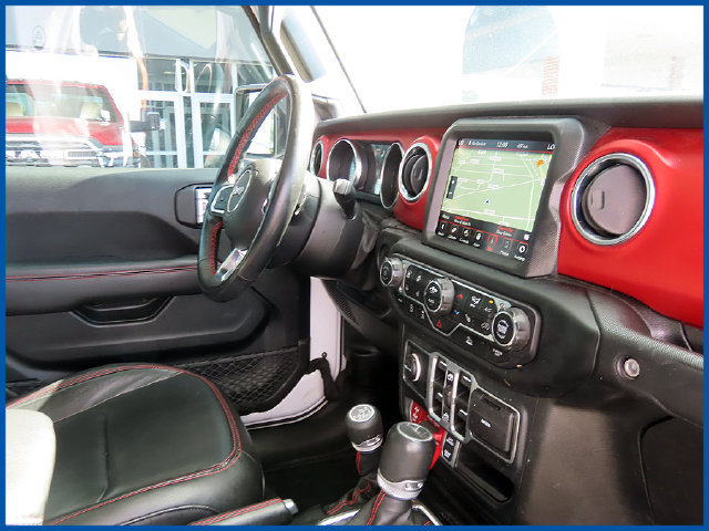 Used 2023 Jeep Gladiator Rubicon w/ Cold Weather Group AWD/4WD image 9