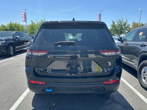 Used 2023 Jeep Grand Cherokee Trailhawk w/ Advanced Protech Group II image 5