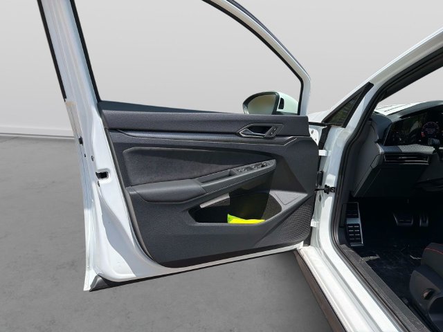 New 2026 Volkswagen GTI SE FWD image 16