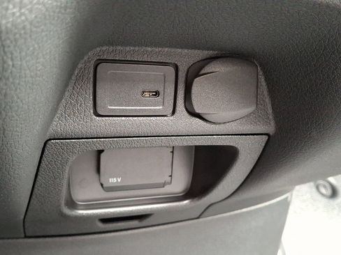 New 2025 Mercedes-Benz Sprinter 4500 image 19