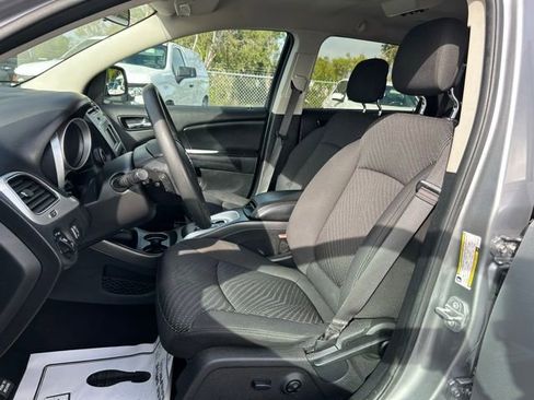 Used 2015 Dodge Journey SXT w/ Flexible Seating Group image 14