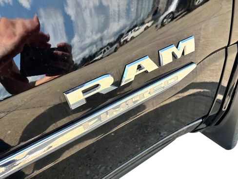 Used 2019 RAM 1500 Limited AWD/4WD image 9
