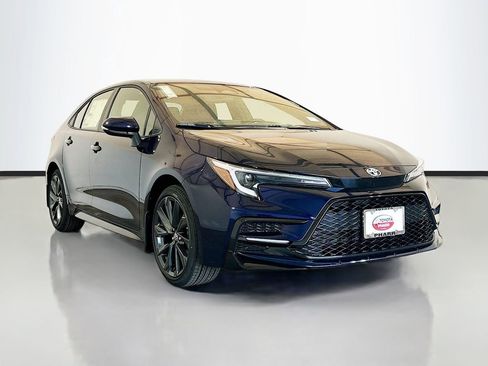 New 2026 Toyota Corolla SE FWD image 3
