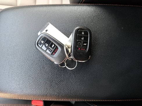 Used 2024 Honda CR-V Sport Touring image 40