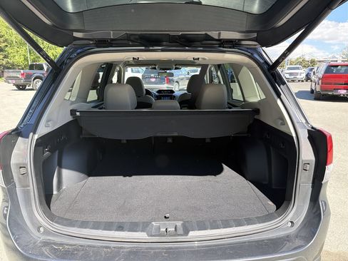 Used 2022 Subaru Forester Premium AWD/4WD image 22