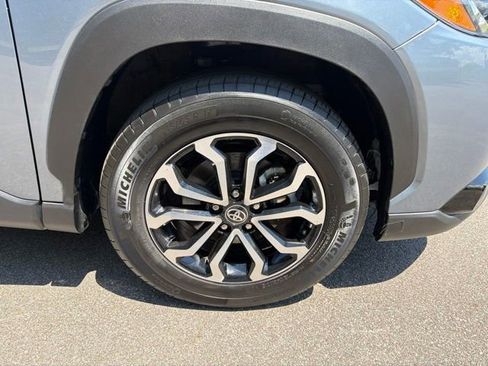 Used 2023 Toyota Corolla Cross AWD Hybrid w/ Moonroof Package image 31