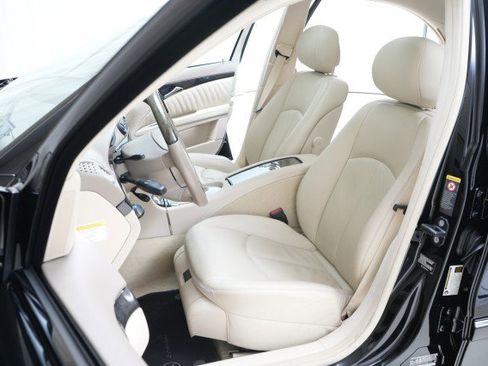 Used 2006 Mercedes-Benz E 350 Sedan image 45