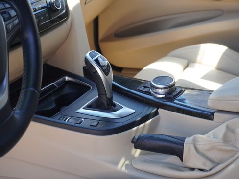 Used 2016 BMW 340i Sedan RWD image 20