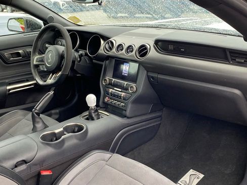 Used 2019 Ford Mustang Shelby GT350 w/ Technology Package RWD image 29