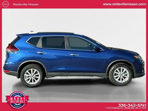 Used 2018 Nissan Rogue SV image 7