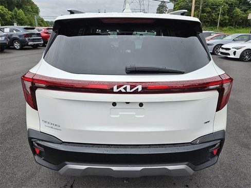 Used 2024 Kia Seltos S image 6