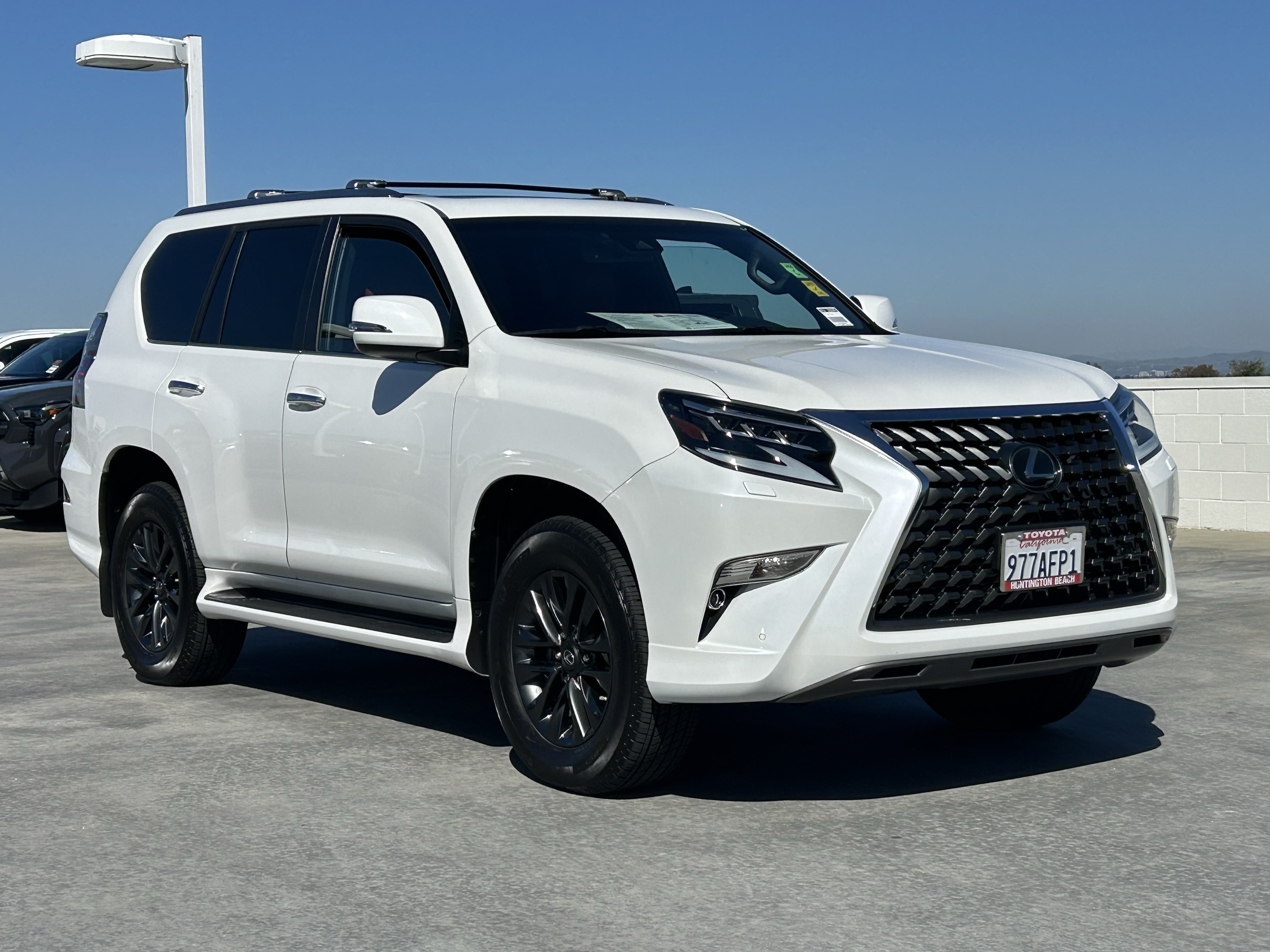Used 2021 Lexus GX 460 Premium AWD/4WD image 2