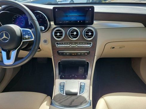 Used 2020 Mercedes-Benz GLC 300 image 5