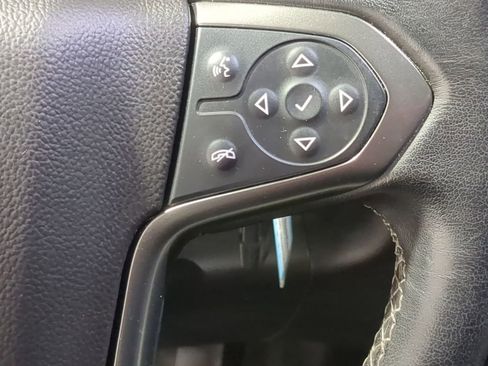 Used 2018 Chevrolet Silverado 1500 LT w/ All Star Edition image 38