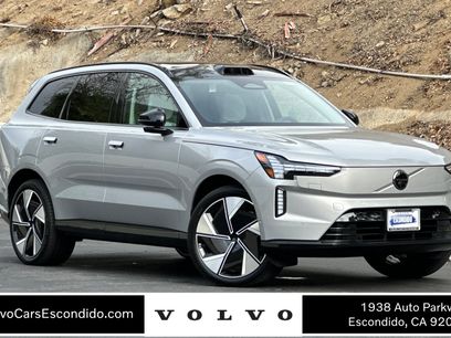 New 2025 Volvo EX90 Plus