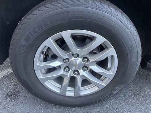 Used 2022 Chevrolet Tahoe LT image 23