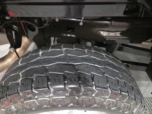 Used 2024 RAM 2500 Laramie w/ Towing Technology Group AWD/4WD image 92