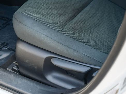 Used 2024 Toyota Prius LE FWD image 25