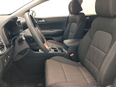 Used 2020 Kia Sportage LX FWD image 17