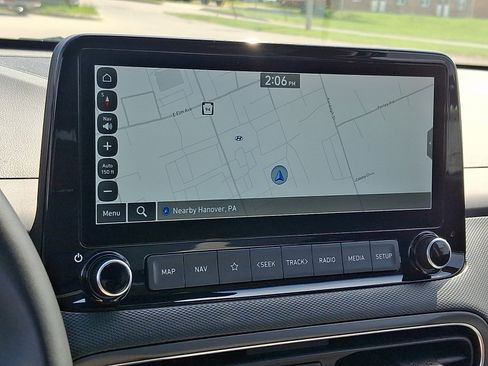 Certified 2022 Hyundai Kona Limited AWD/4WD image 17