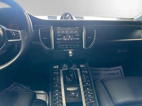 Used 2017 Porsche Macan GTS AWD/4WD image 24